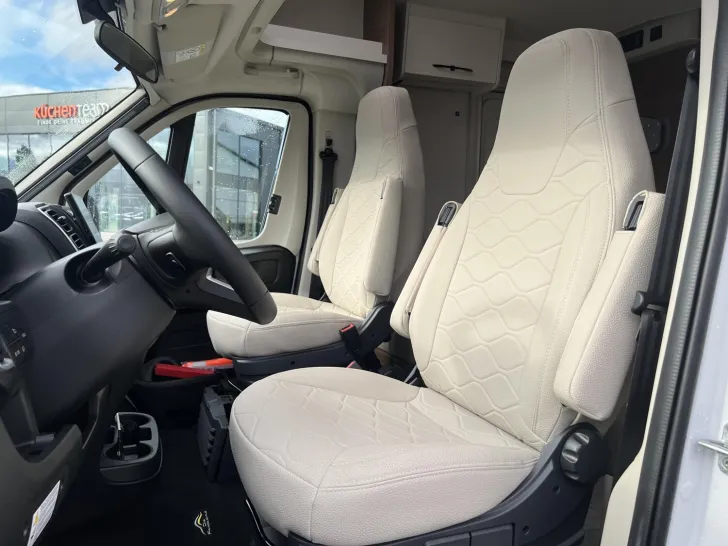 Fahrzeugbild Corigon T Pure 70 LS #9