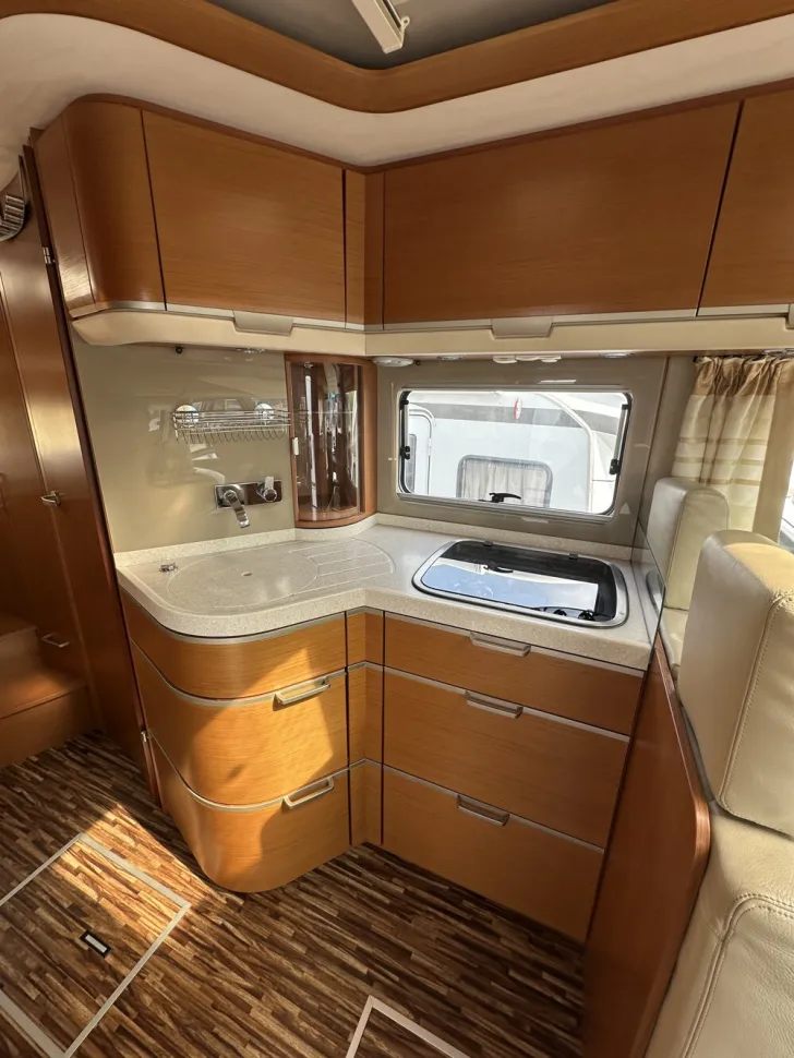 Fahrzeugbild Niesmann + Bischoff Flair 7100 IC #8