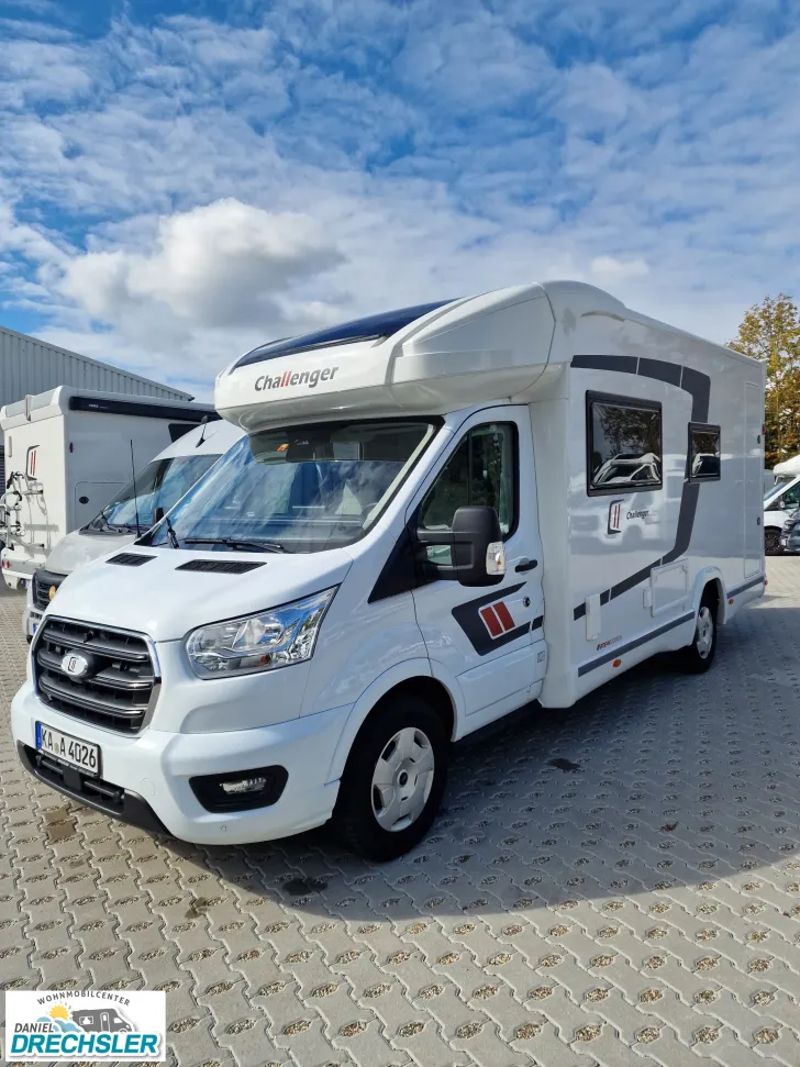 Fahrzeugbild Challenger 270 Break Edition #1