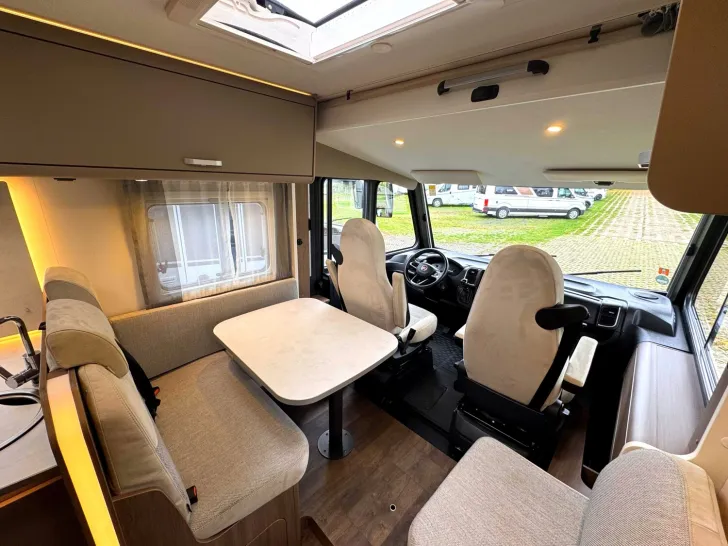 Fahrzeugbild Carado I 447 pro+|SAT-TV|NAVI|RFK|FAHRRADTRÄGER|MARKISE #9