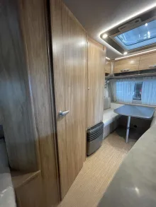 Fahrzeugbild Hymer Eriba Nova Light 425 #14