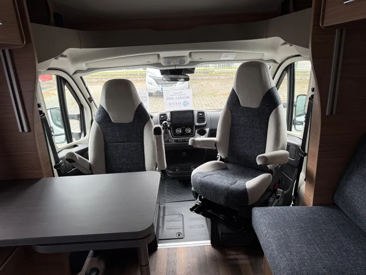 Fahrzeugbild Weinsberg CaraSuite 700 MEG Modell 2026 #4