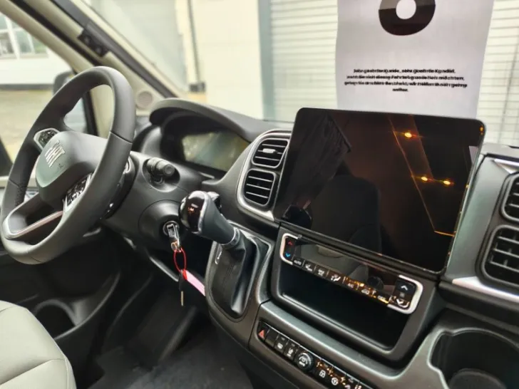 Fahrzeugbild Malibu T 470 RB LE K NEUES DESIGNKONZEPT #7