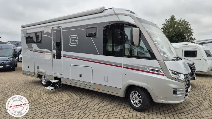 Schräg Vorne Carthago liner-for-two I 53 Luxusapartment für 2