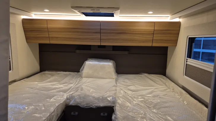 Betten Bürstner B66 TD 690 G - Sonderedition ohne HB