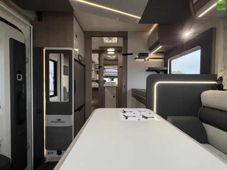 Fahrzeugbild Roller Team Zefiro 266 TL 400W Solar 2xLithium 4100 kg 2026 #15