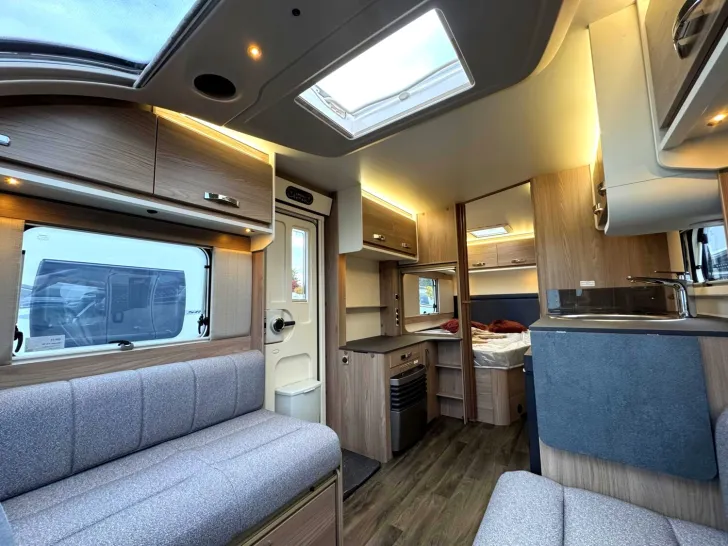 Fahrzeugbild Sprite Mondial 470 SE #12