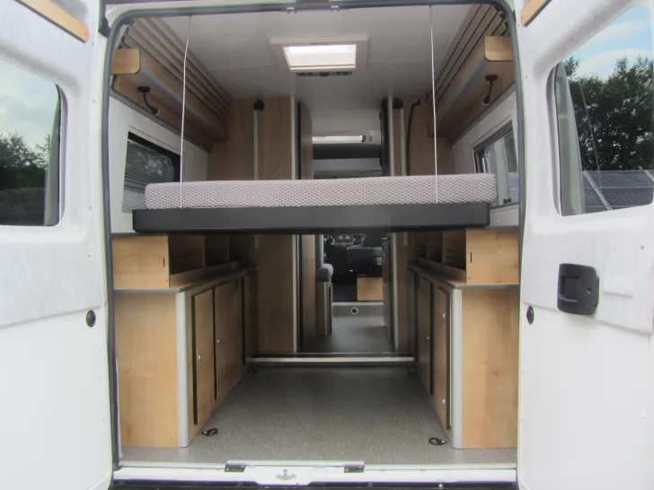 Grundriss Nacht Reimo Sport Van LR