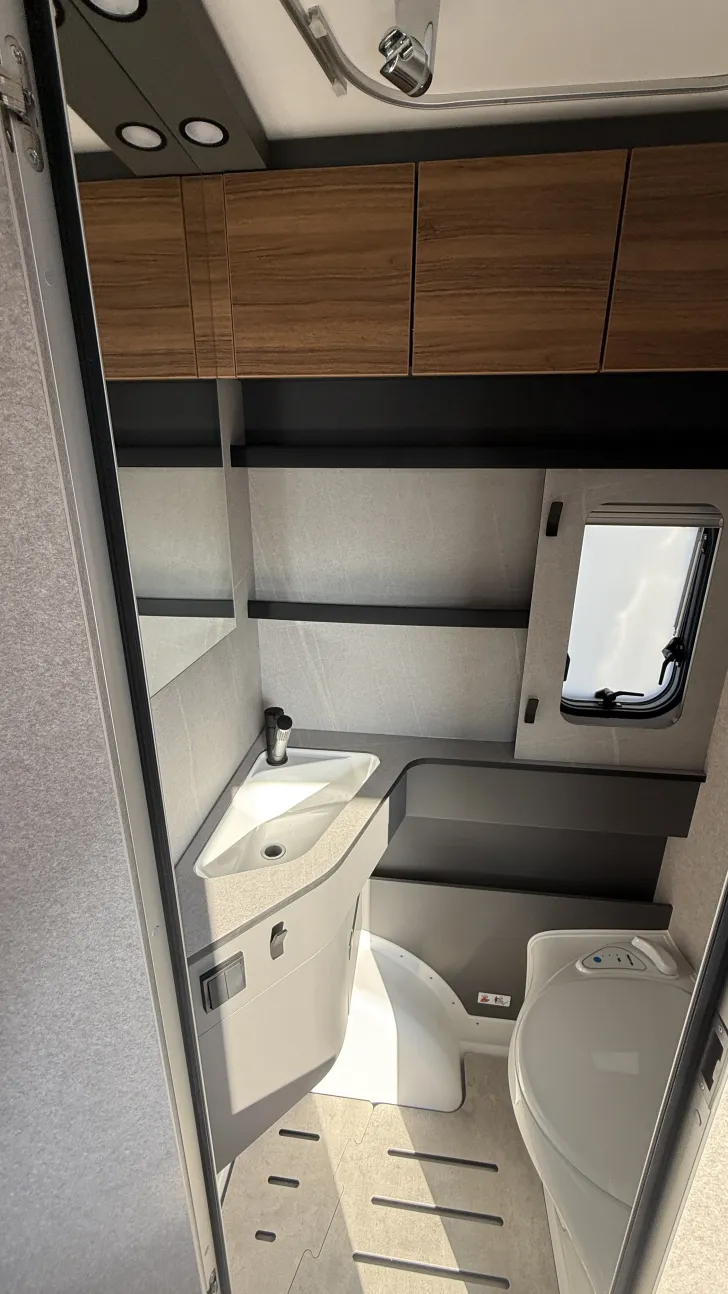 Fahrzeugbild Hymer Eriba Novaline 442 Modellneuheit 2026 #19