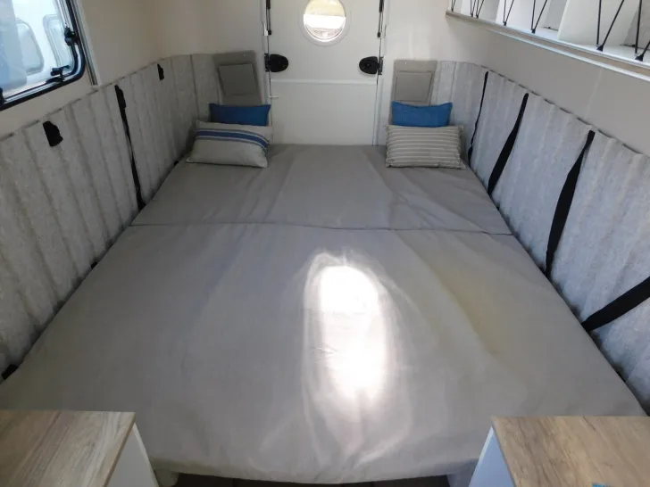 Fahrzeugbild Hobby Beachy 450 Neuss-Edition #11