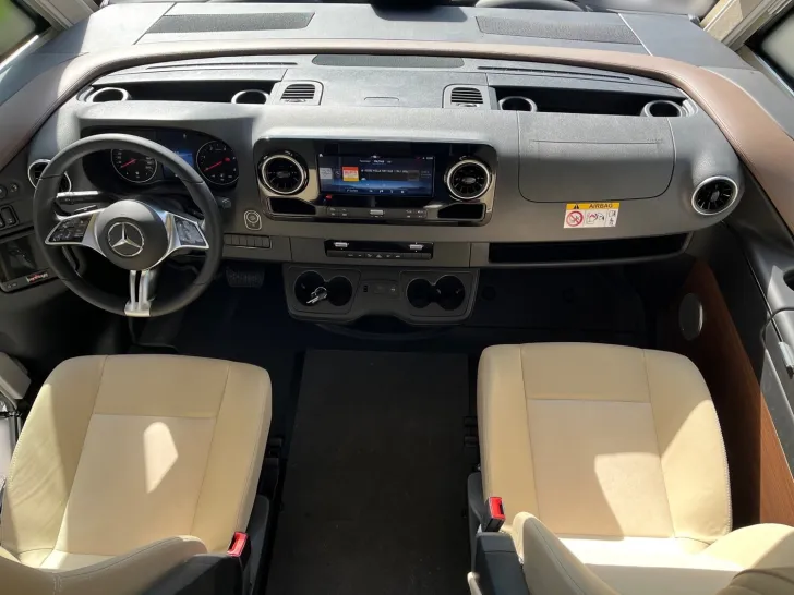 Fahrzeugbild Carthago chic c-line I 4.9 LE Summer Sale #10