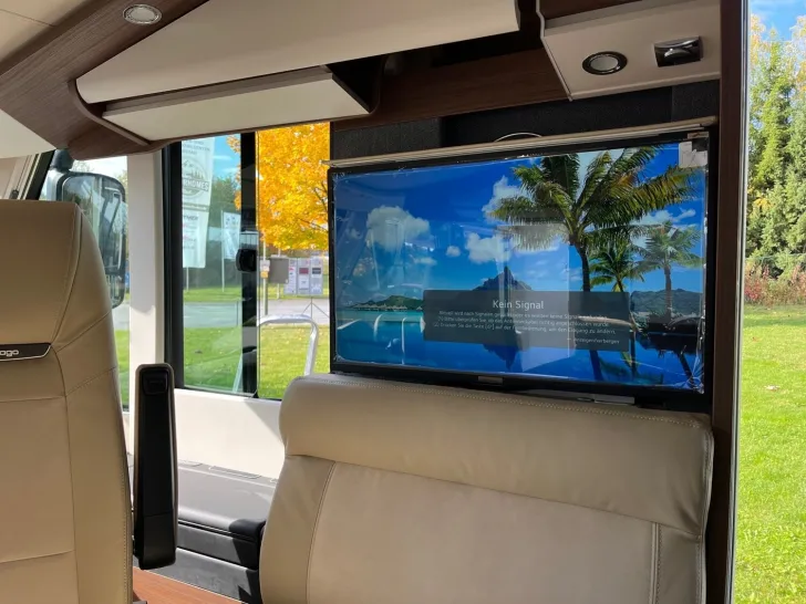 Fahrzeugbild Carthago chic c-line I 4.9 LE Summer Sale #22