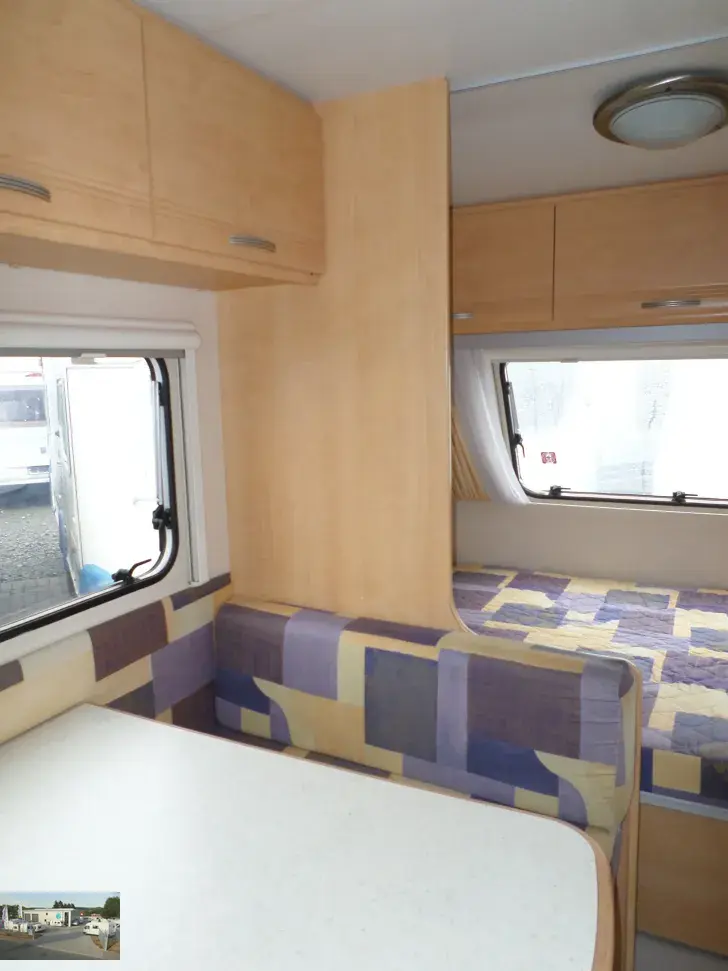 Fahrzeugbild Sterckeman Starlett 420 CP Nr. 15 - Doppelbett #13