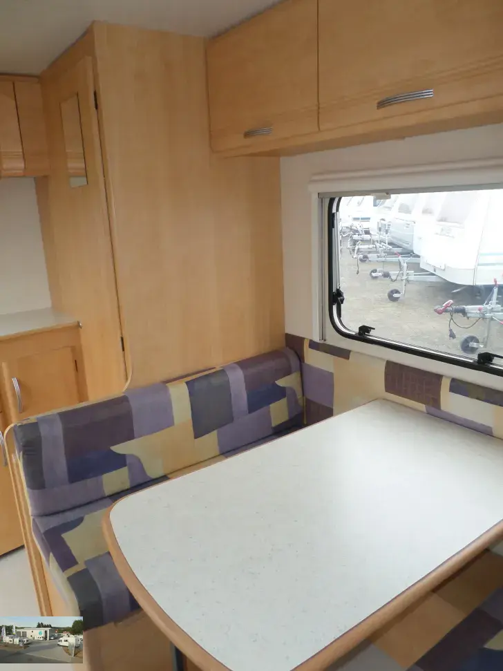 Fahrzeugbild Sterckeman Starlett 420 CP Nr. 15 - Doppelbett #14