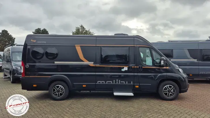 Seitlich Malibu Van Diversity 640 LE K charming GT skyview *Vorzugspreis bei Vorabkauf*