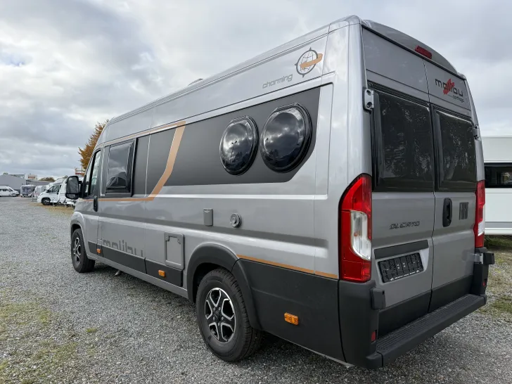 Fahrzeugbild Malibu Van First Class - Two Rooms 640 LE RB charming GT skyview #5