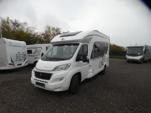 Fahrzeugbild Bürstner Lyseo 590 Stützenanlage #1