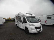 Fahrzeugbild Bürstner Lyseo 590 Stützenanlage #2