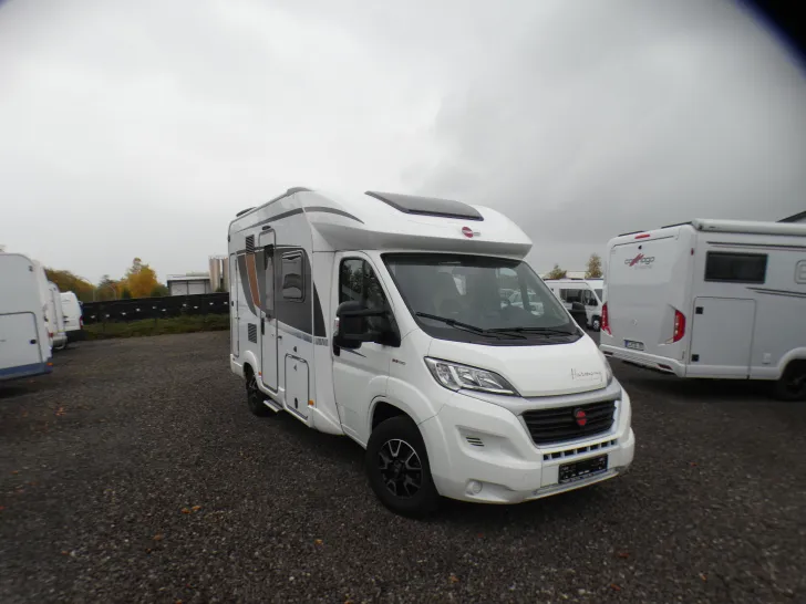 Fahrzeugbild Bürstner Lyseo 590 Stützenanlage #2