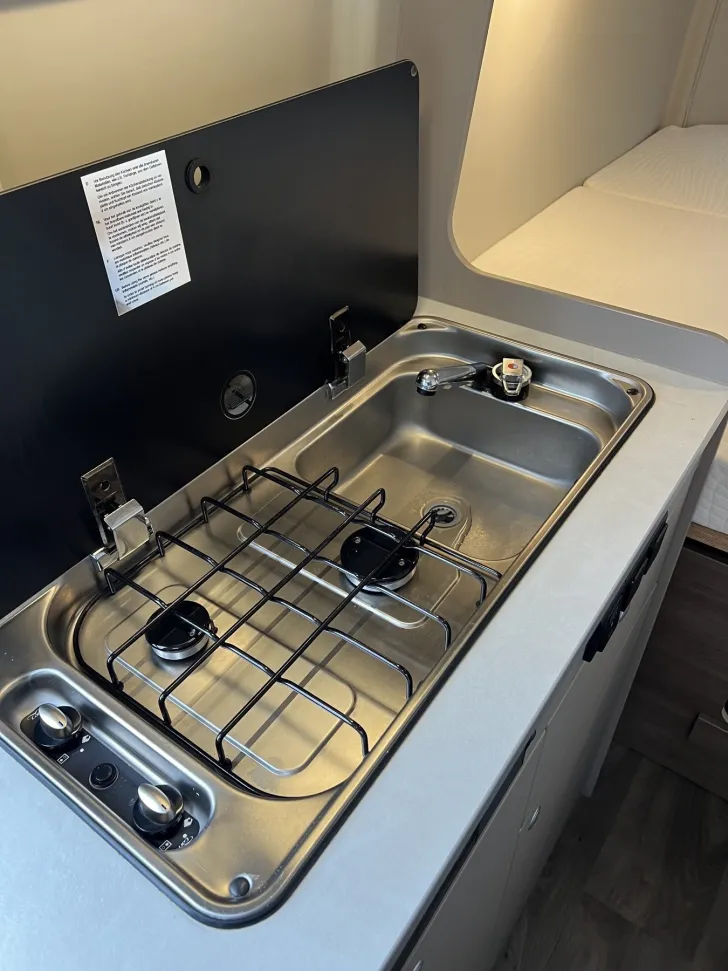 Fahrzeugbild Carado Camper Van CVE 600 Ex Mietfahrzeug #18