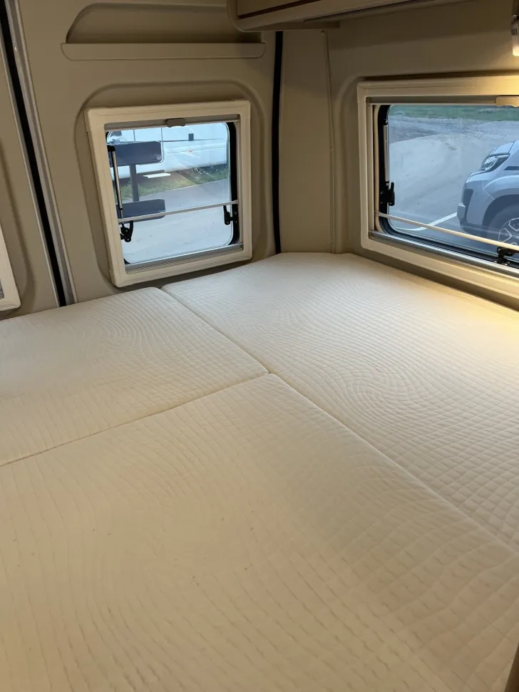 Fahrzeugbild Carado Camper Van CVE 600 Ex Mietfahrzeug #23