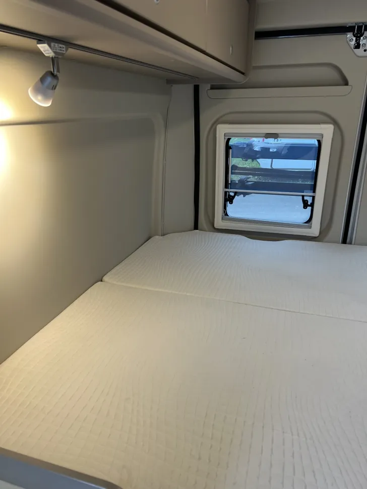 Fahrzeugbild Carado Camper Van CVE 600 Ex Mietfahrzeug #24