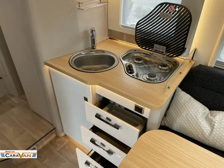 Fahrzeugbild Hymer Tramp S 685 Hubbett elektr./Klima Dach #11