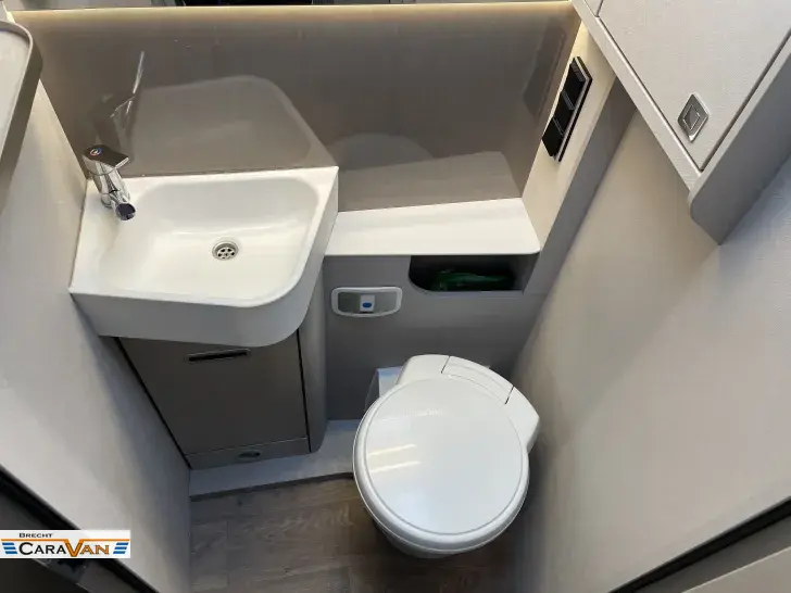 Fahrzeugbild Hymer Tramp S 685 Hubbett elektr./Klima Dach #17