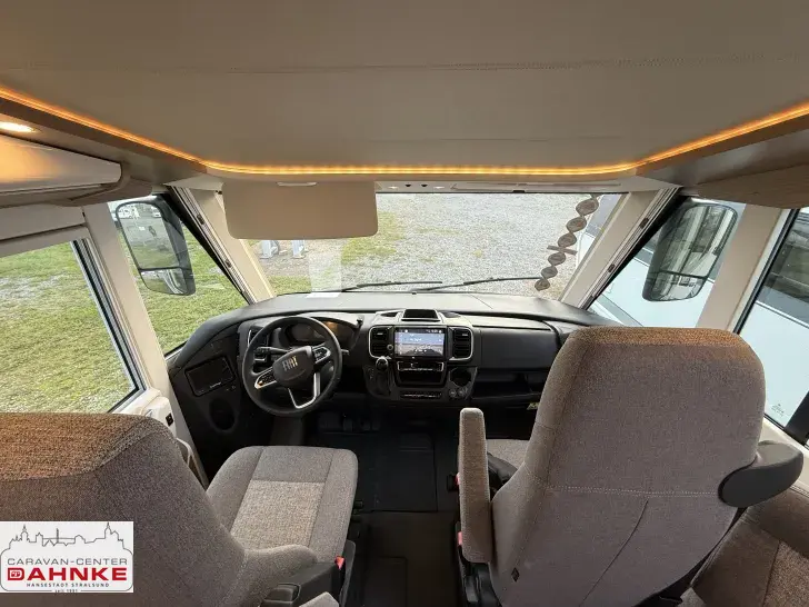 Fahrzeugbild Carthago C1-tourer I 141 KB-LE lightweight 3.5t Automatik #7