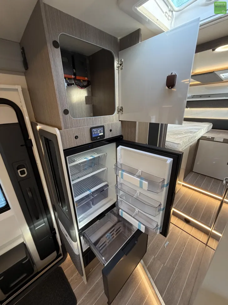 Fahrzeugbild Roller Team Zefiro 287 TL 400W Solar 2xLithium Heavy 2026 #14