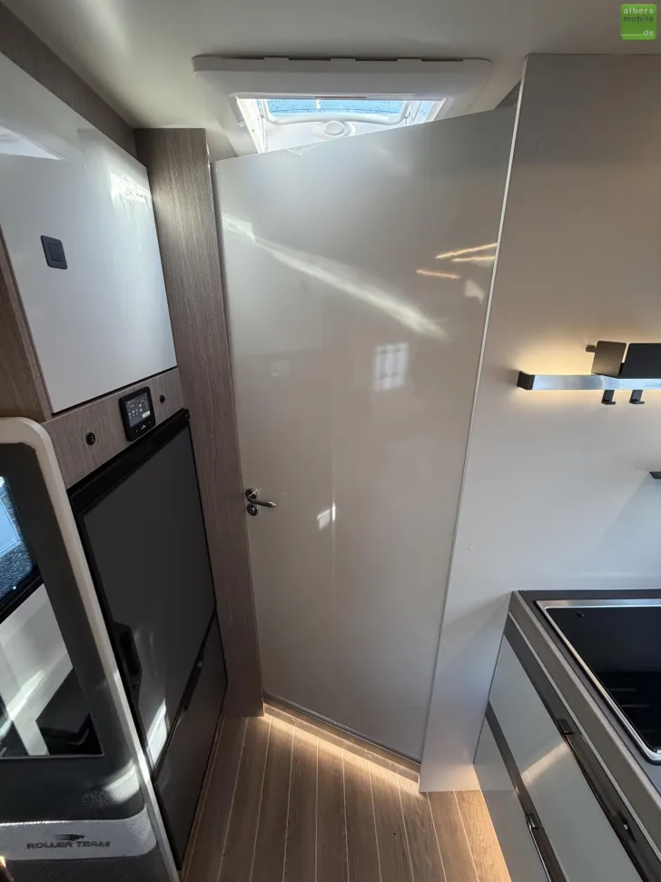 Fahrzeugbild Roller Team Zefiro 287 TL 400W Solar 2xLithium Heavy 2026 #16