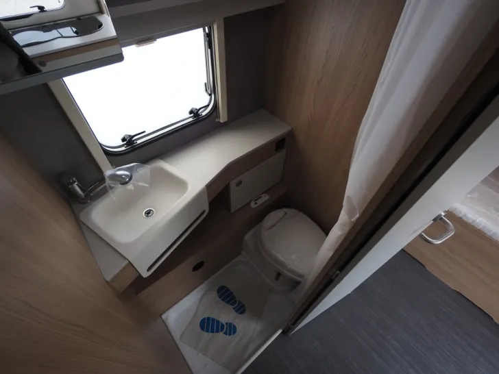 Fahrzeugbild Dethleffs AeroUp 460 KR, 34.102,-€ Listenpreis ! #14