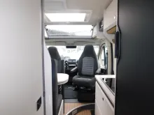 Fahrzeugbild Hobby PRESTIGE Van 640 ET First Edition #8
