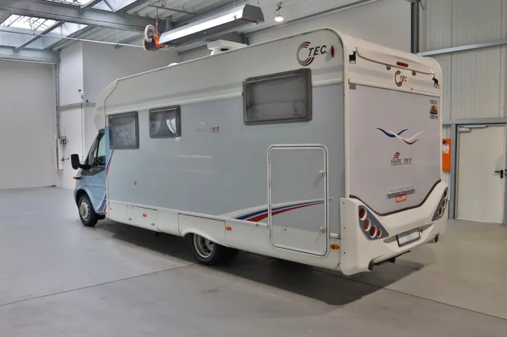 Fahrzeugbild Freetec 708 TI / Einzelbetten / Klima / Garage #3