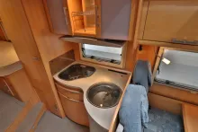 Fahrzeugbild Freetec 708 TI / Einzelbetten / Klima / Garage #14