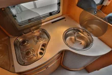 Fahrzeugbild Freetec 708 TI / Einzelbetten / Klima / Garage #15