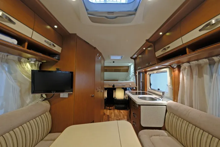 Fahrzeugbild Hymer B 534 / Hubbett+ Rundsitzgruppe - TOP #8