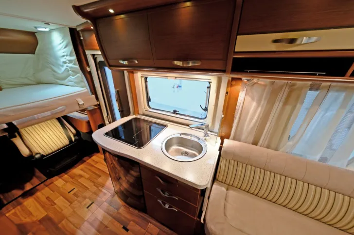 Fahrzeugbild Hymer B 534 / Hubbett+ Rundsitzgruppe - TOP #10