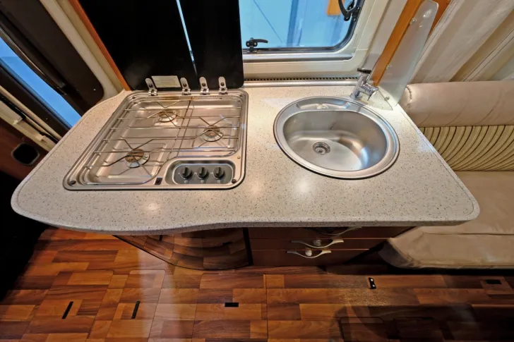 Fahrzeugbild Hymer B 534 / Hubbett+ Rundsitzgruppe - TOP #11