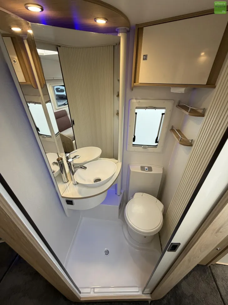 Fahrzeugbild La Mancelle Liberty 490 LJ Markise Mover TV GFK Dunstabzug #18