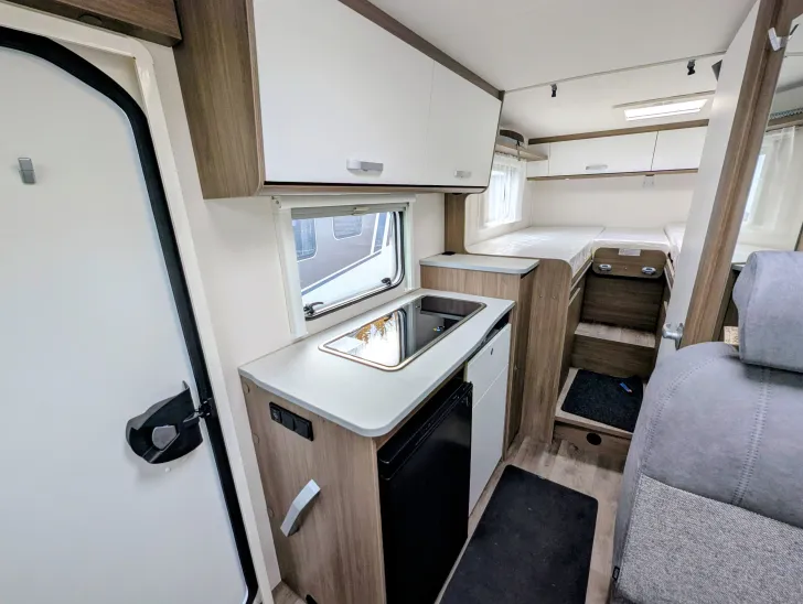 Fahrzeugbild Carado VAN V337 Pro+ Modell 2026 Sie sparen 6.449,- #9