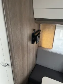 Fahrzeugbild Hobby ONTOUR 390 SF #11