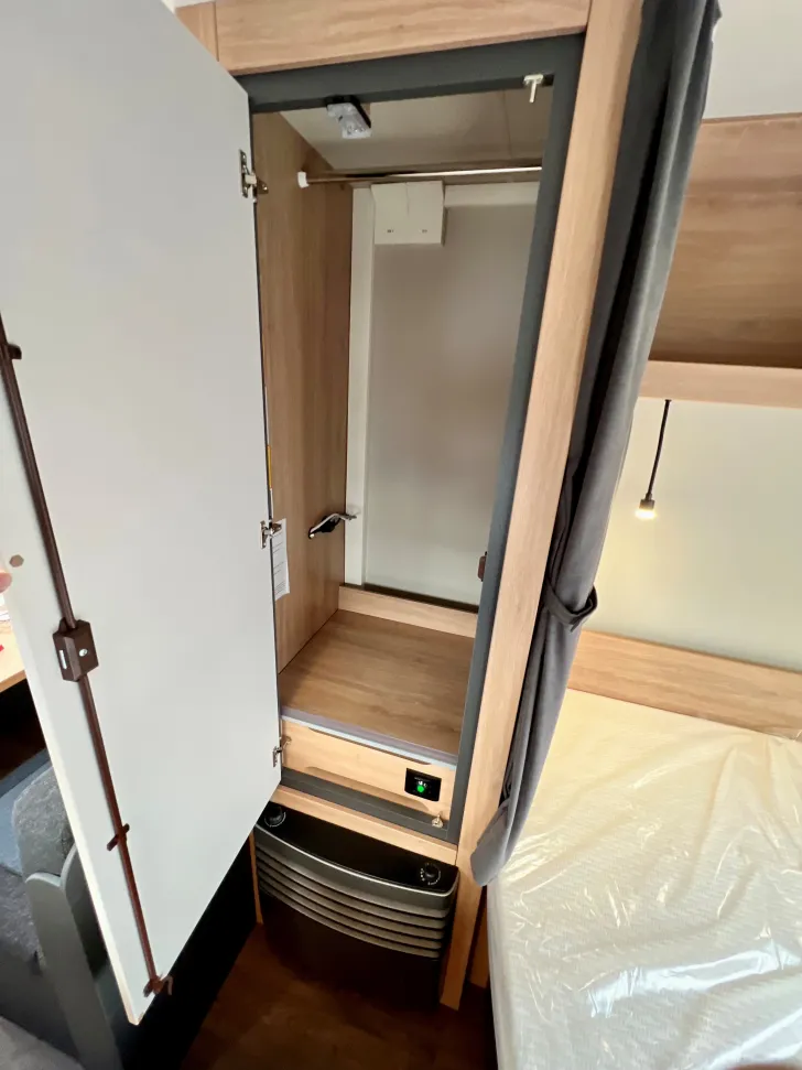 Fahrzeugbild Knaus Sport 400 QD #10