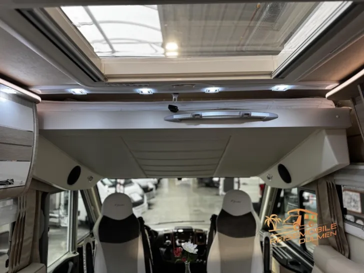 Fahrzeugbild Mobilvetta K-Yacht 86 Tekno Line Hubstütze Klima #26