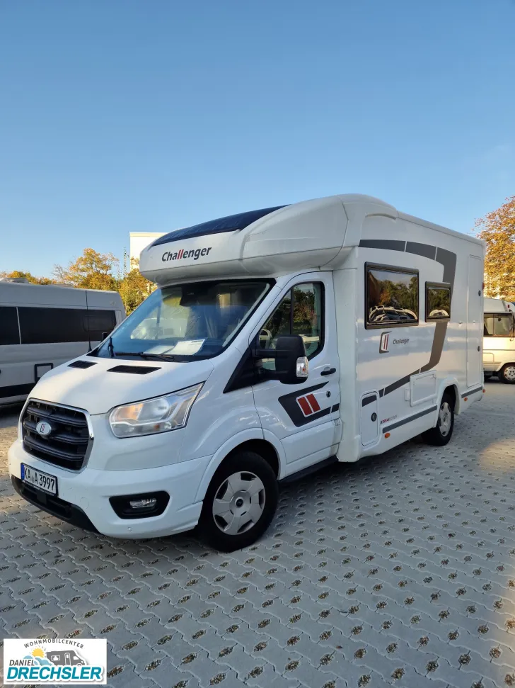 Fahrzeugbild Challenger 250 Break Edition #1