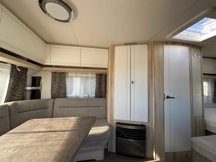 Fahrzeugbild Hobby De Luxe 495 UL #7