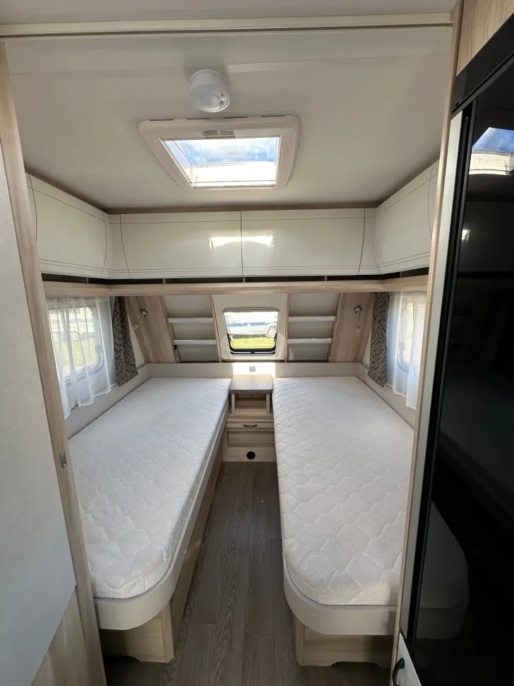 Fahrzeugbild Hobby De Luxe 495 UL #9