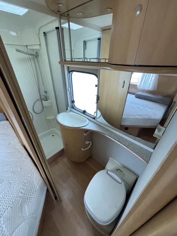 Fahrzeugbild Dethleffs Camper 560 SK #11