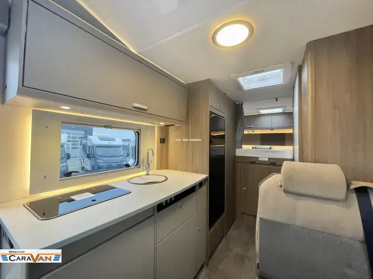 Fahrzeugbild Carado A 464 PRO ab 09/2026 mit 4 o.6 Sitzpl. #11
