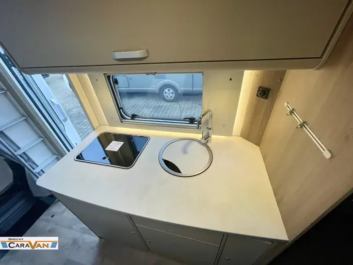Fahrzeugbild Carado A 464 PRO ab 09/2026 mit 4 o.6 Sitzpl. #16